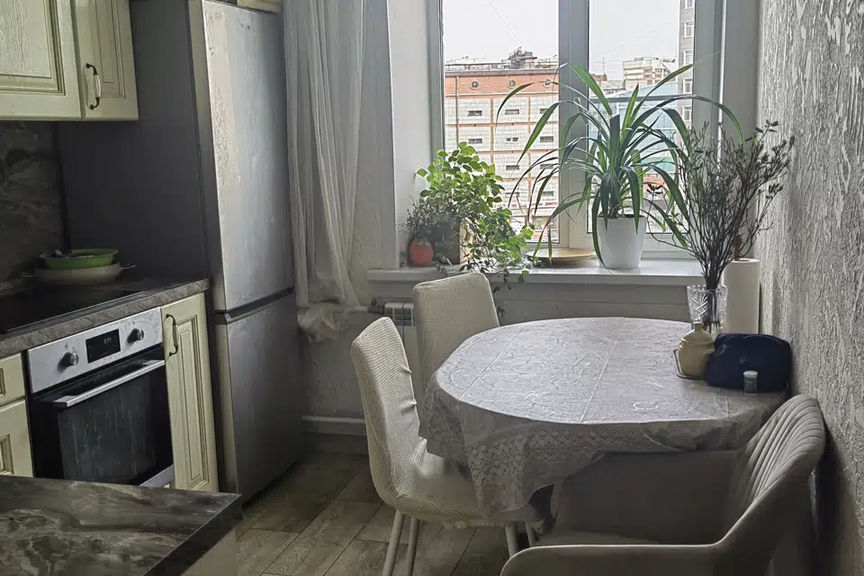 Продаётся 4-комнатная квартира, 72.5 м²