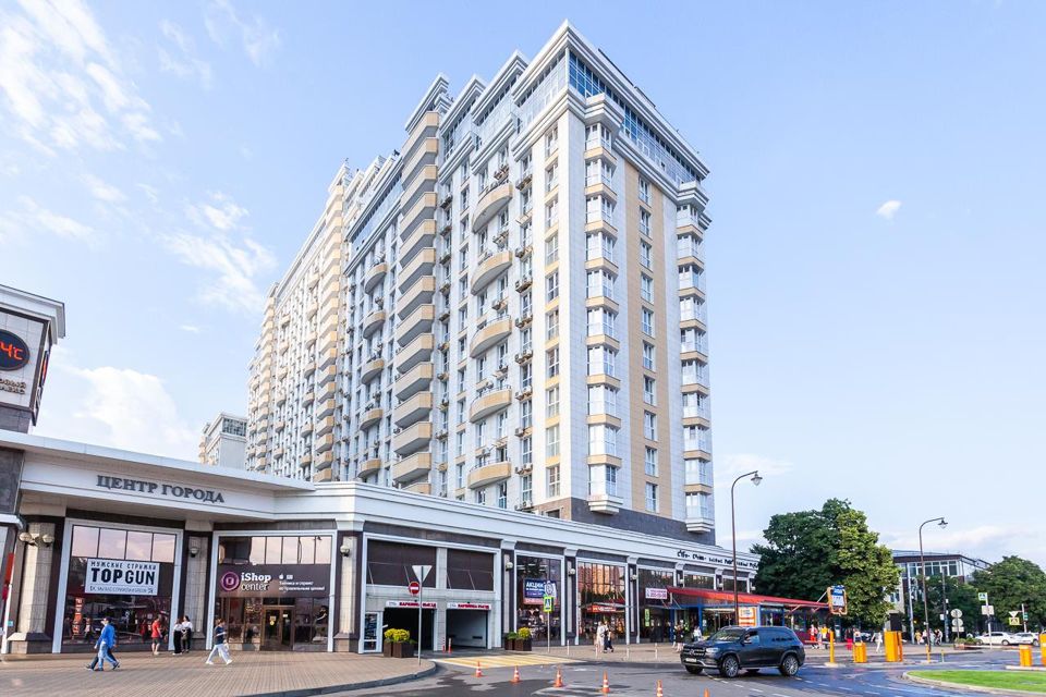 Продаётся 3-комнатная квартира, 100 м²