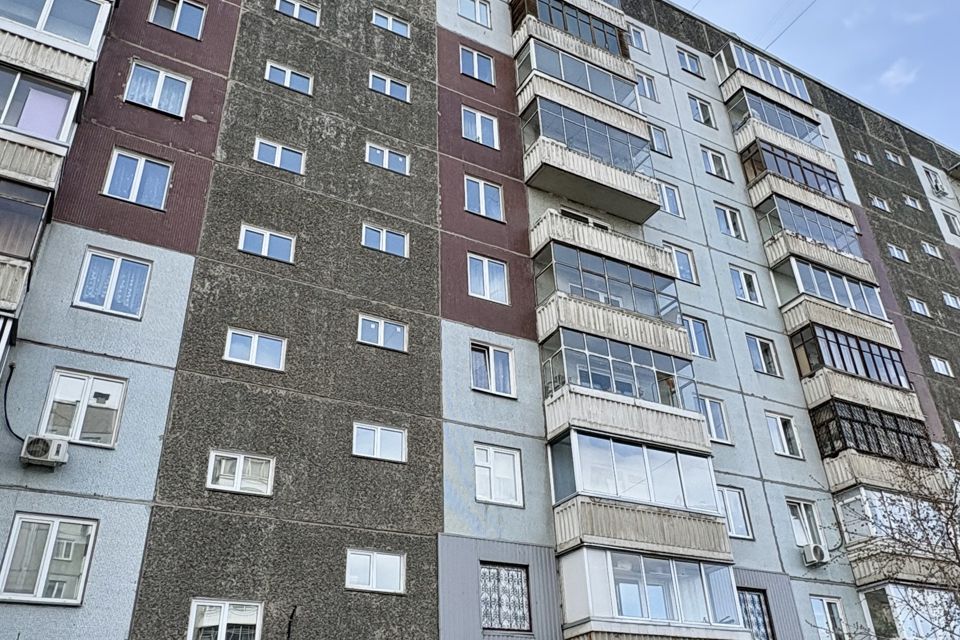 Продаётся 4-комнатная квартира, 79 м²