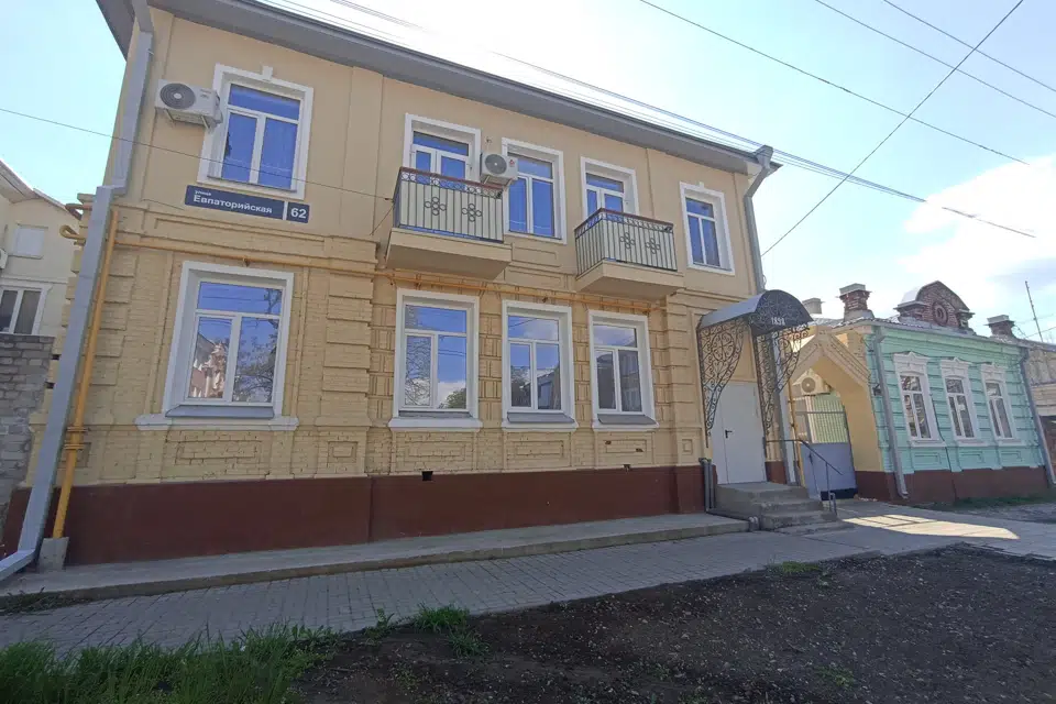 Продаётся 4-комнатная квартира, 83.5 м²