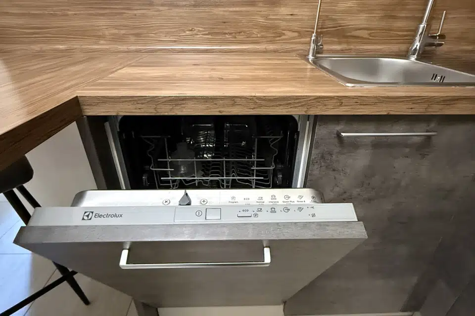 Продаётся 1-комнатная квартира, 40.8 м²