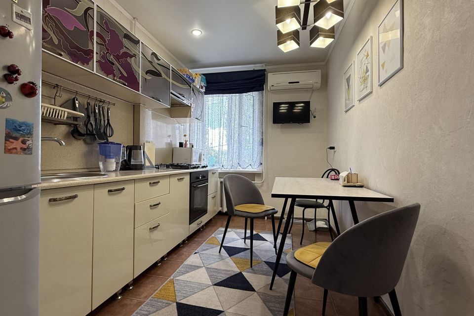 Продаётся 2-комнатная квартира, 50.4 м²