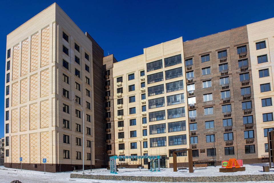 Продаётся 3-комнатная квартира, 92.2 м²