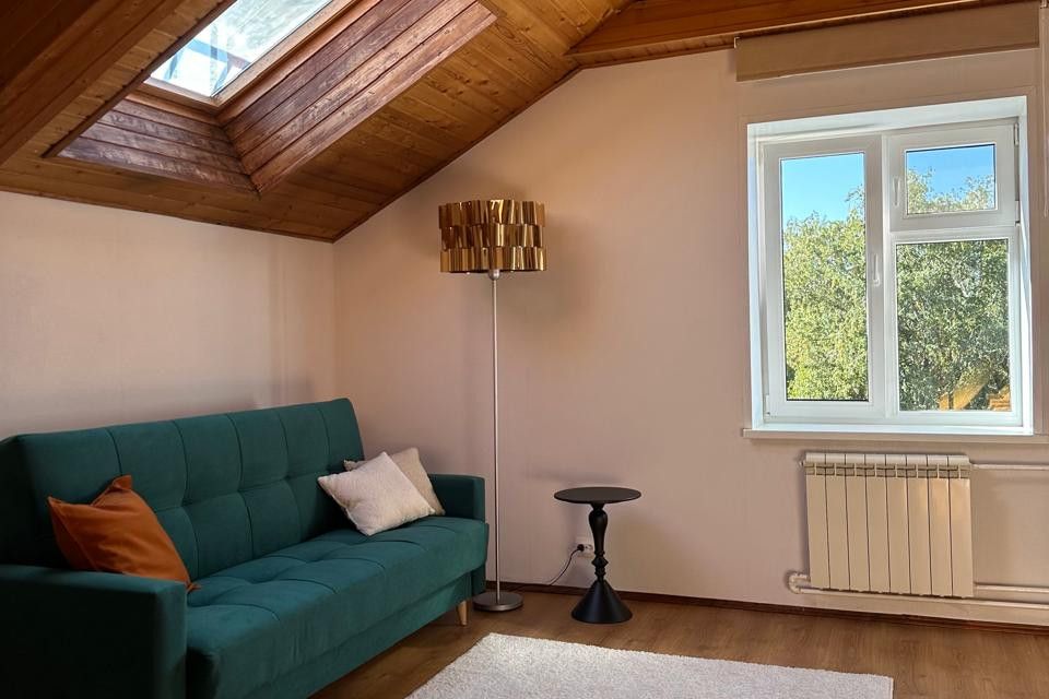 Продаётся 1-комнатная квартира, 61 м²