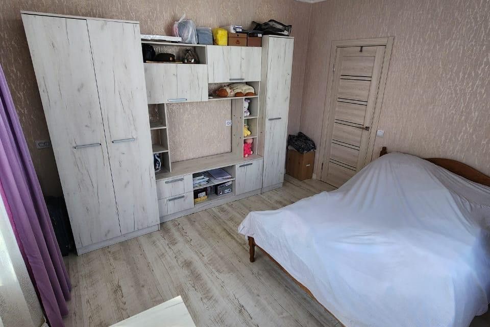 Продаётся 3-комнатная квартира, 62.6 м²