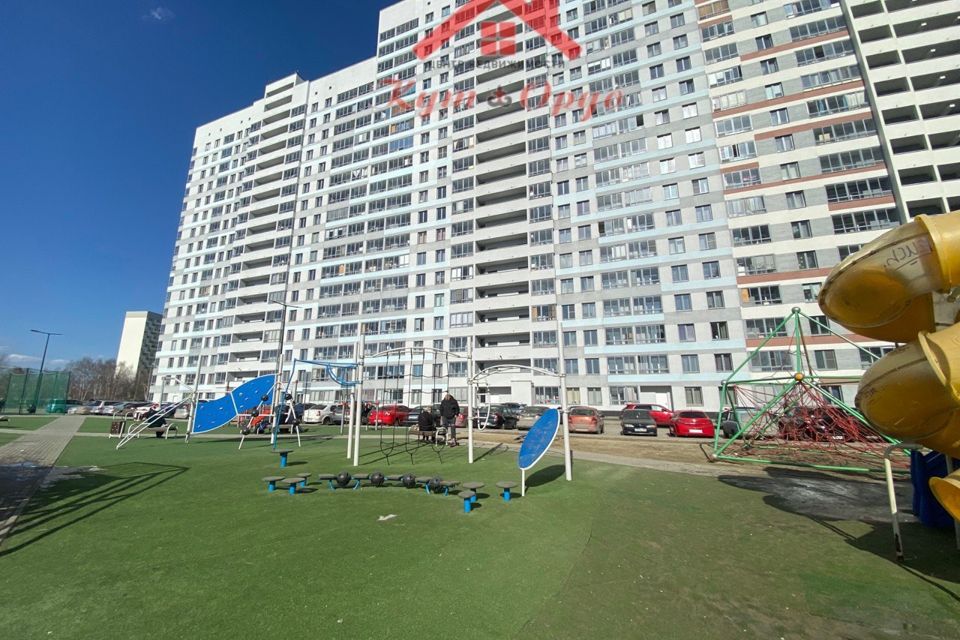 Продаётся 2-комнатная квартира, 55.8 м²