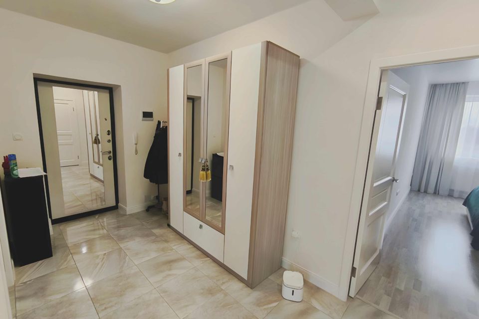 Продаётся 2-комнатная квартира, 58 м²