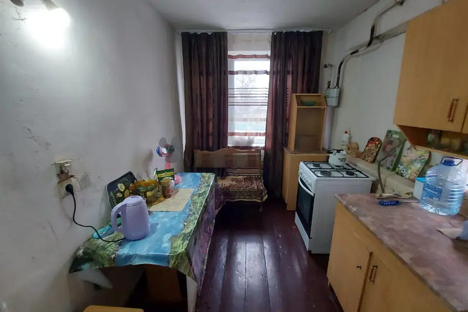 Продаётся 3-этажный дом, 72 м²