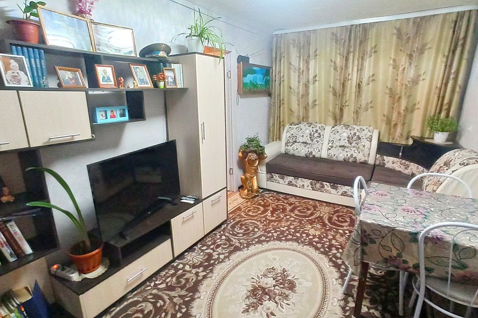 Продаётся 2-комнатная квартира, 40.6 м²