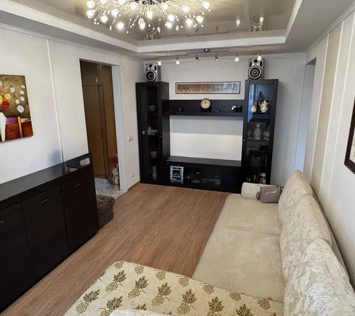 Продаётся 3-комнатная квартира, 56 м²