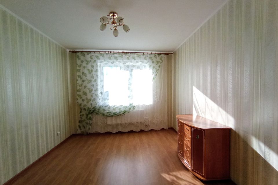 Продаётся 2-комнатная квартира, 49.6 м²