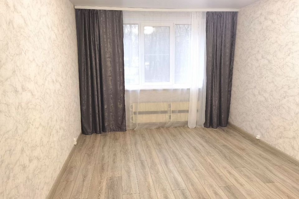 Продаётся 1-комнатная квартира, 35.6 м²