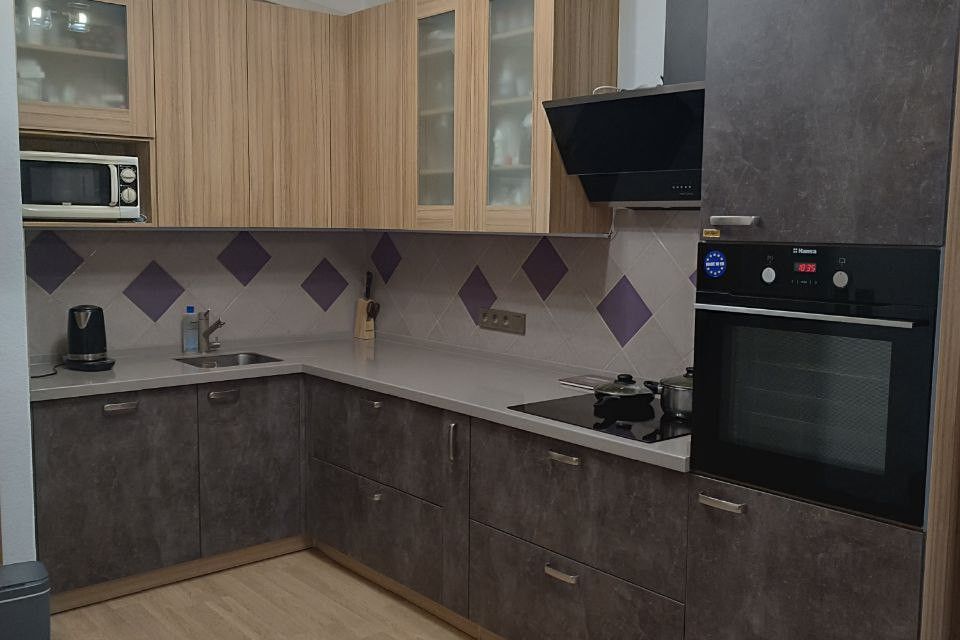 Продаётся 2-комнатная квартира, 72 м²