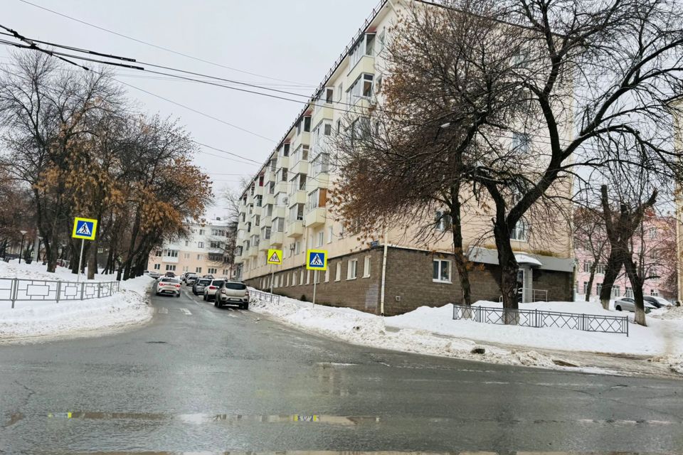 Продаётся 2-комнатная квартира, 40.6 м²