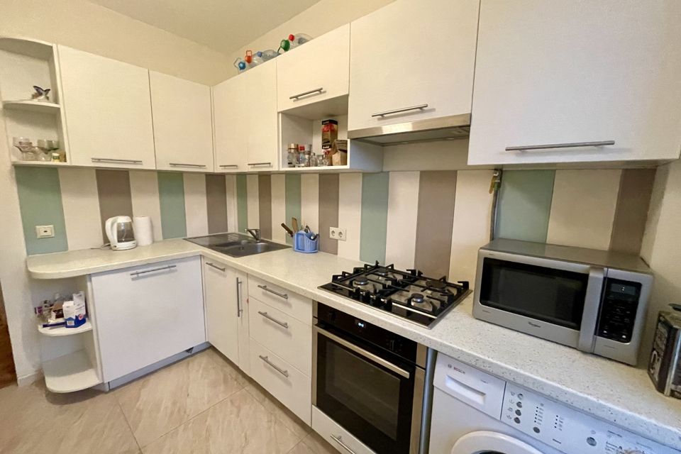 Продаётся 3-комнатная квартира, 70 м²