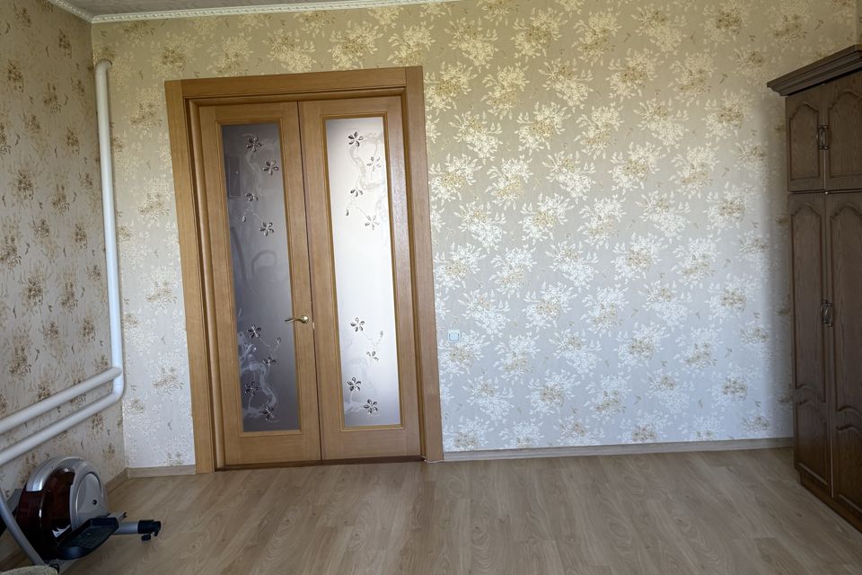 Продаётся 3-этажный дом, 271 м²