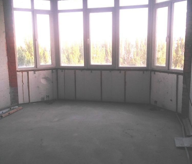Продаётся 3-комнатная квартира, 105 м²