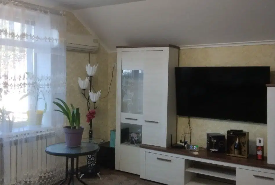 Продаётся 2-этажный дом, 142 м²