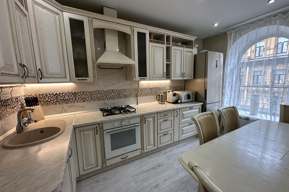 Продаётся 3-комнатная квартира, 65.4 м²