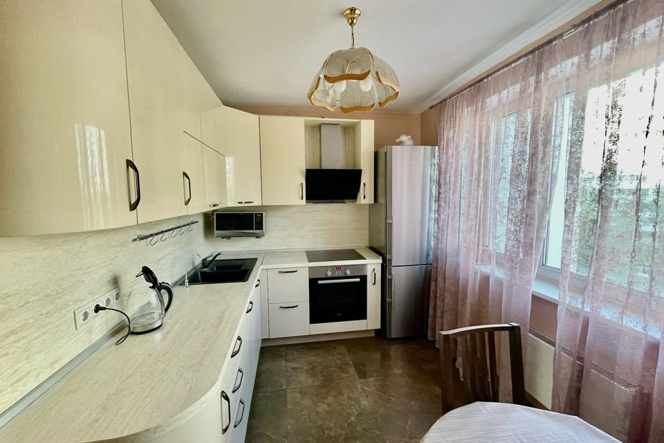 Продаётся 2-комнатная квартира, 64 м²