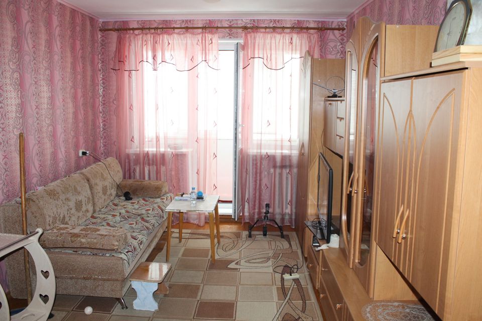Продаётся 3-комнатная квартира, 57.5 м²