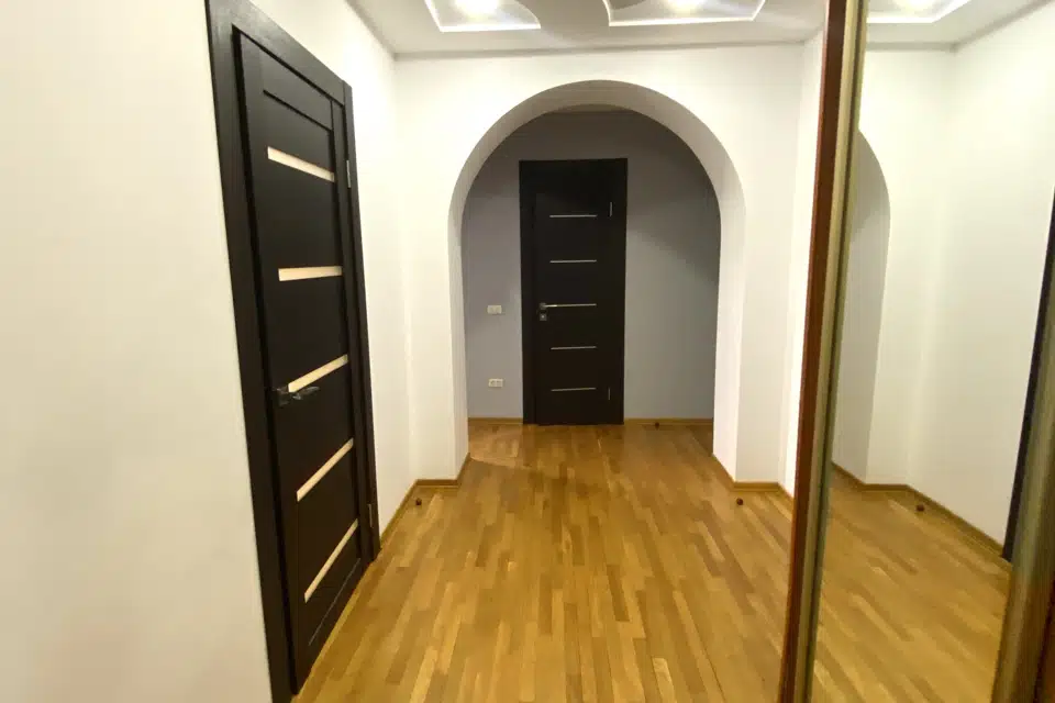Продаётся 3-комнатная квартира, 90 м²