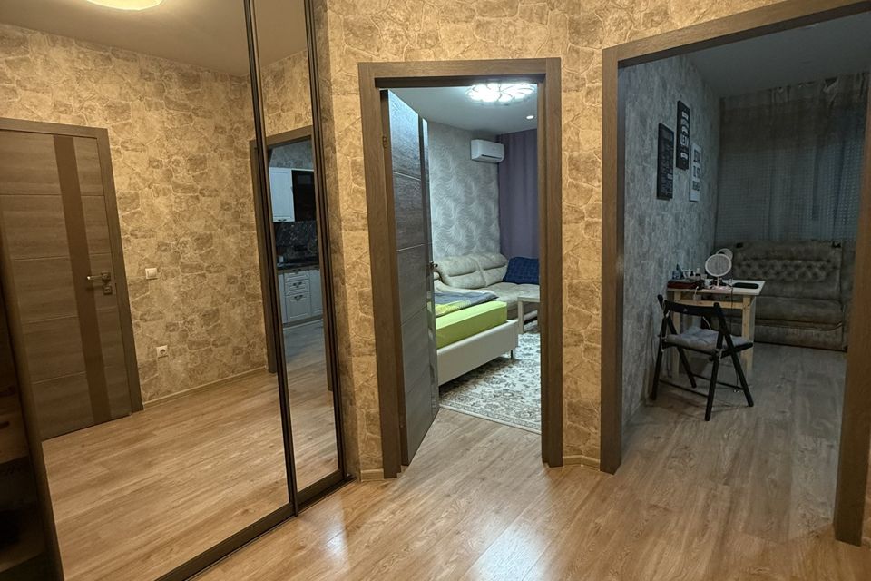 Продаётся 1-комнатная квартира, 43 м²