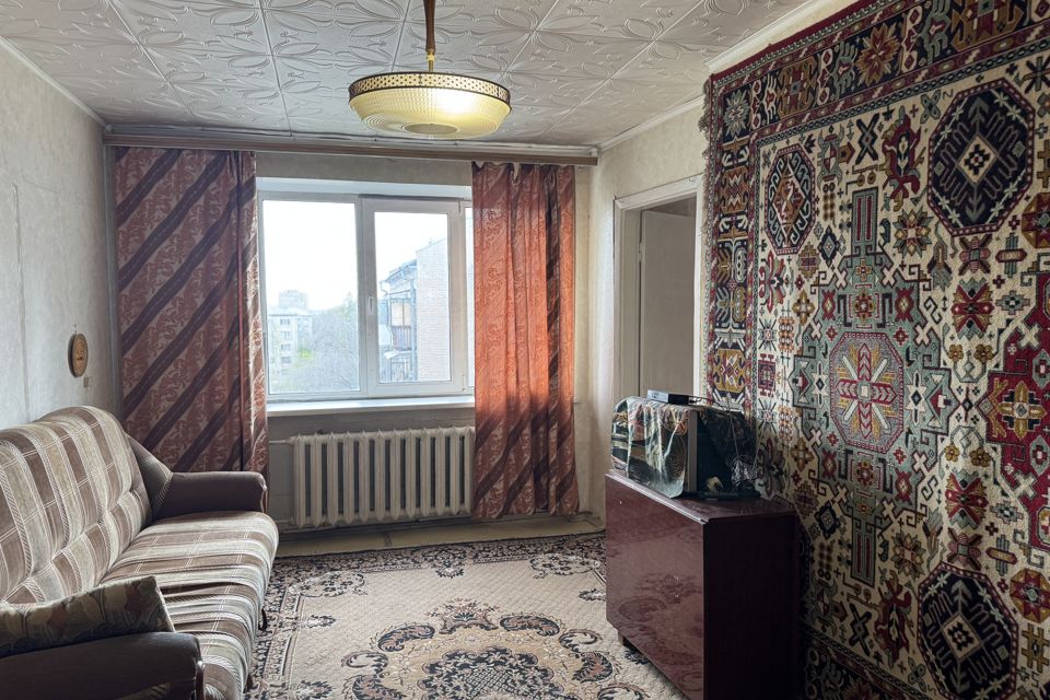 Продаётся 3-комнатная квартира, 67.8 м²