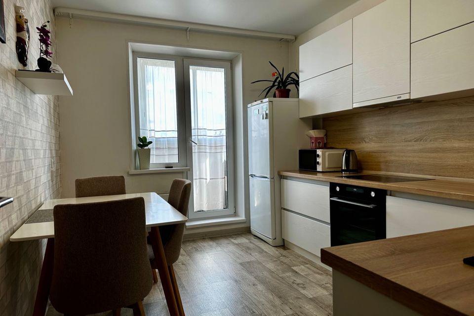 Продаётся 3-комнатная квартира, 64 м²