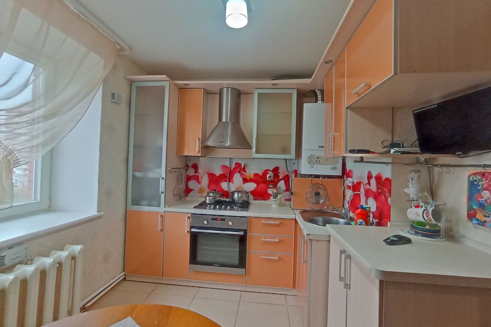 Продаётся 2-комнатная квартира, 57.5 м²