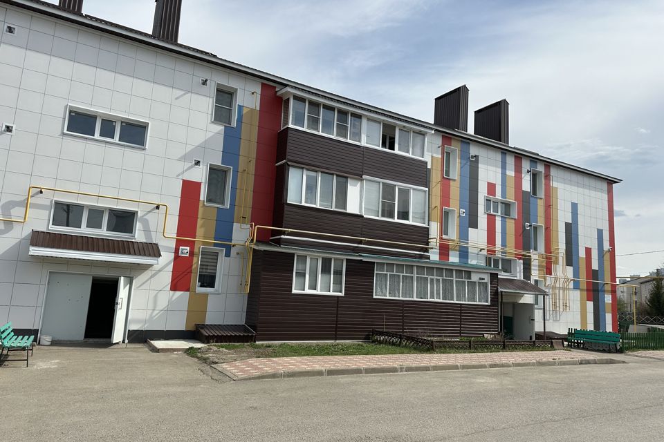 Продаётся 3-комнатная квартира, 76.2 м²