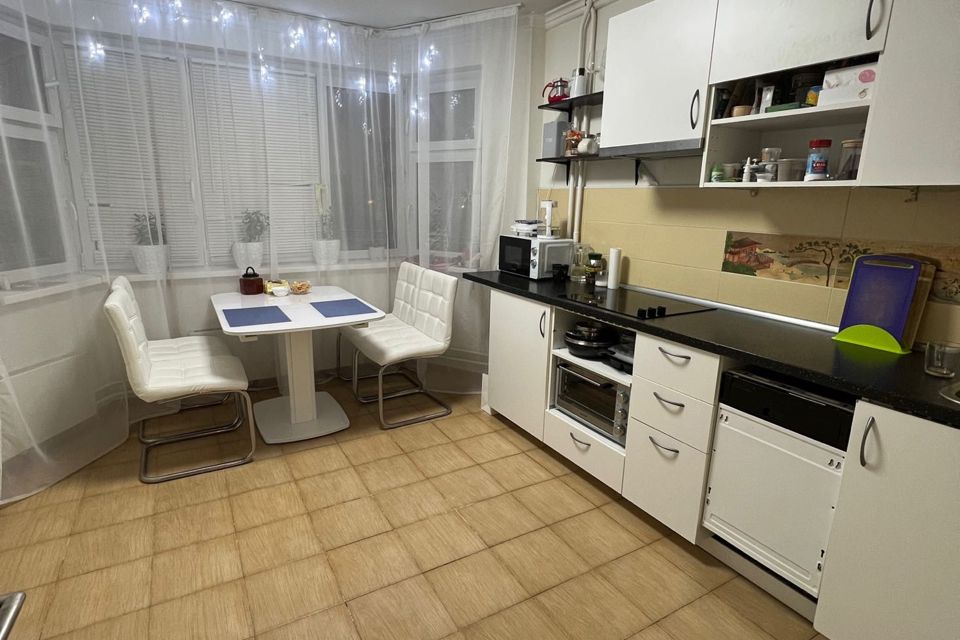 Продаётся 2-комнатная квартира, 57.9 м²