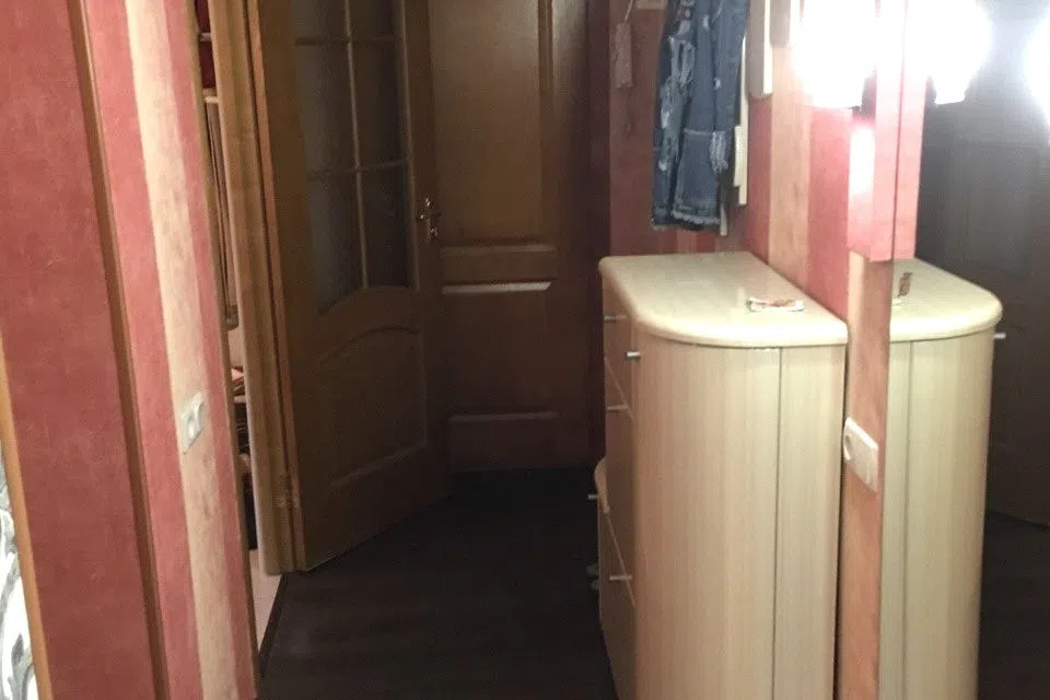 Продаётся 2-комнатная квартира, 42.4 м²