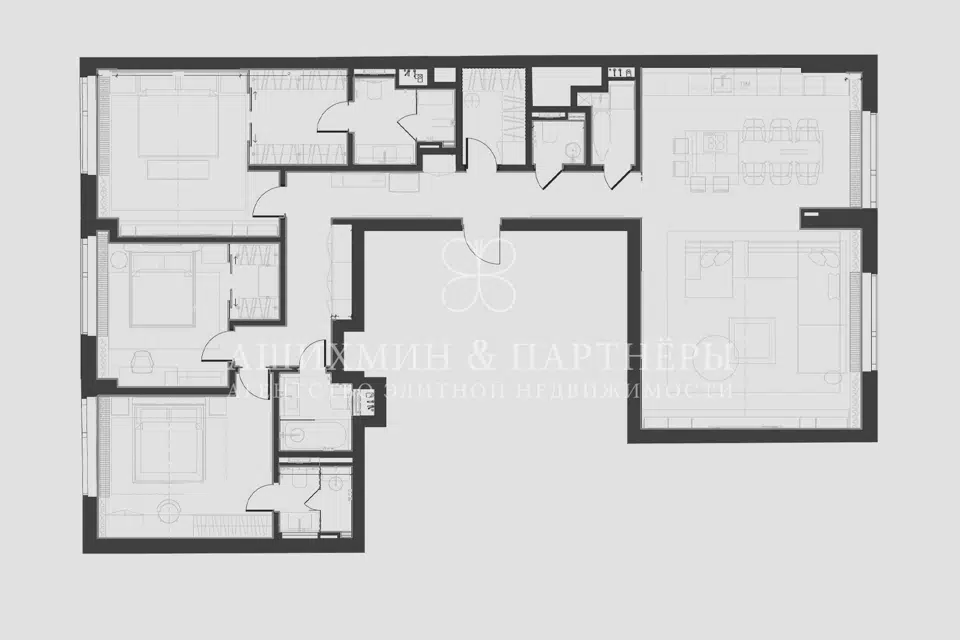 Продаётся 4-комнатная квартира, 160 м²