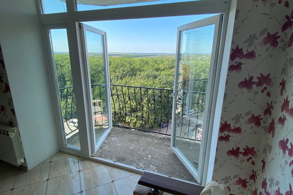 Продаётся 1-комнатная квартира, 55 м²