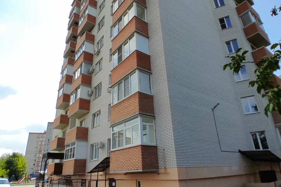 Продаётся 2-комнатная квартира, 77.9 м²