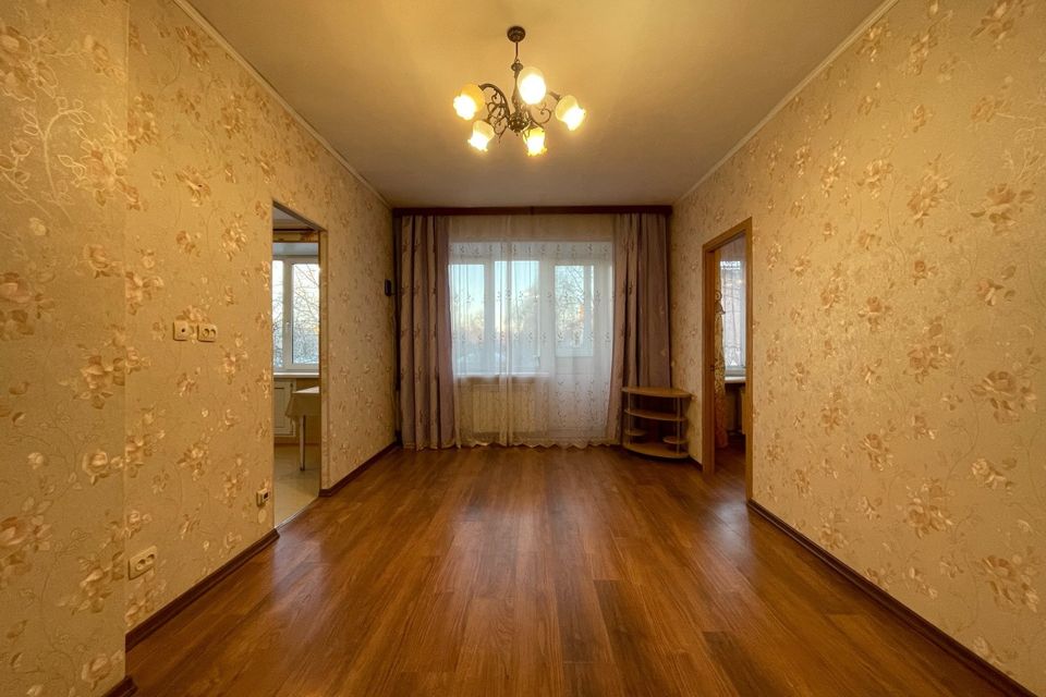 Продаётся 3-комнатная квартира, 57 м²
