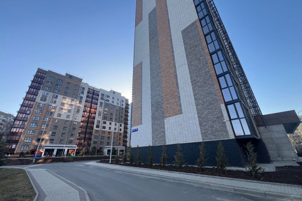 Продаётся 3-комнатная квартира, 81.64 м²