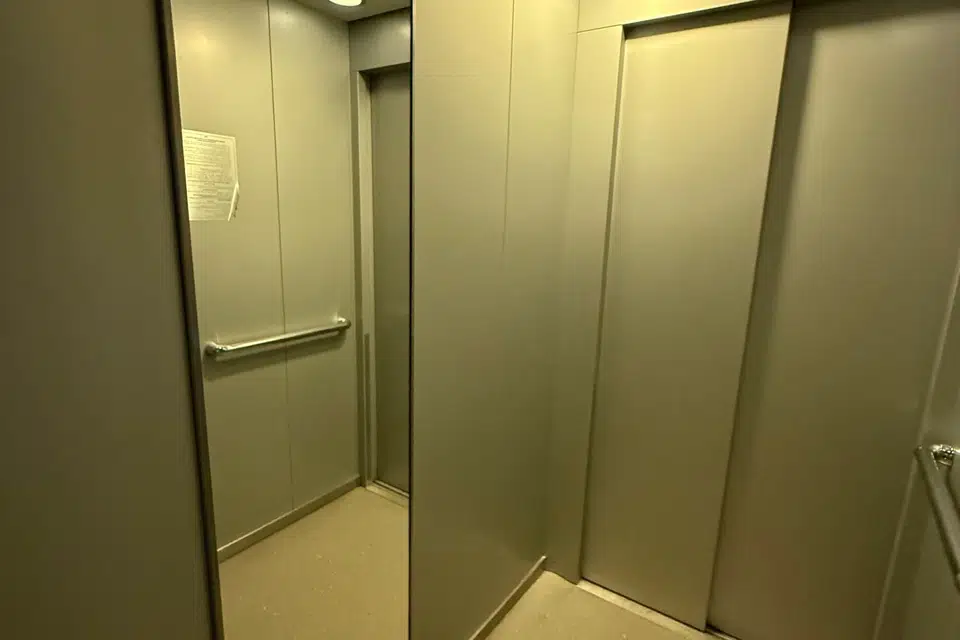 Продаётся 1-комнатная квартира, 37.7 м²