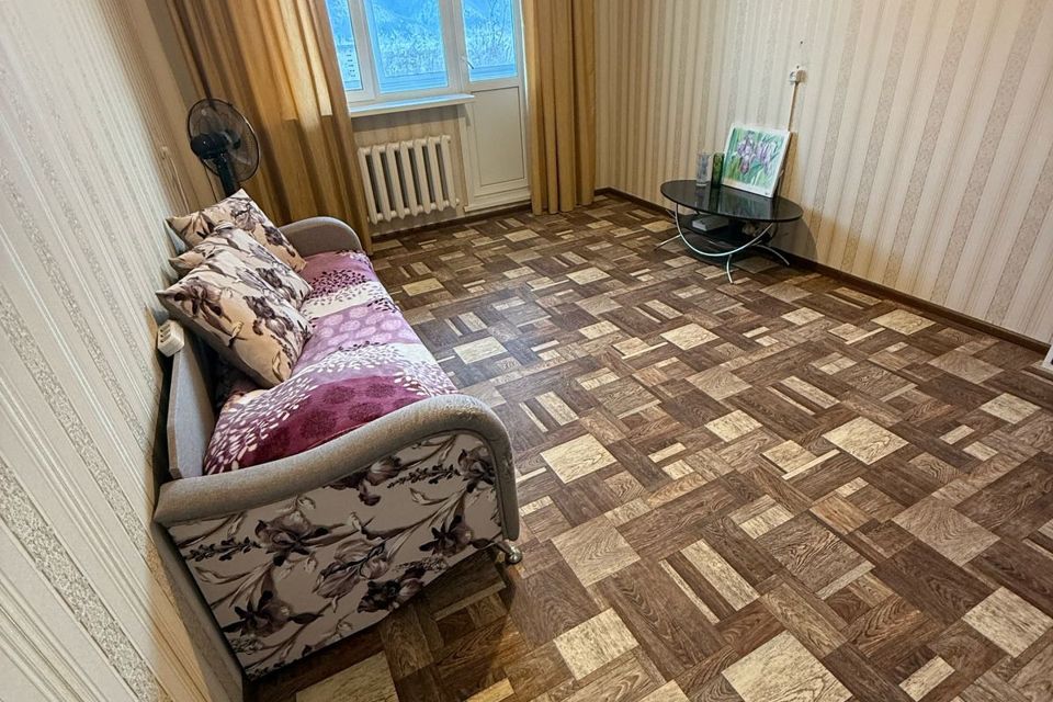 Продаётся 1-комнатная квартира, 35.8 м²