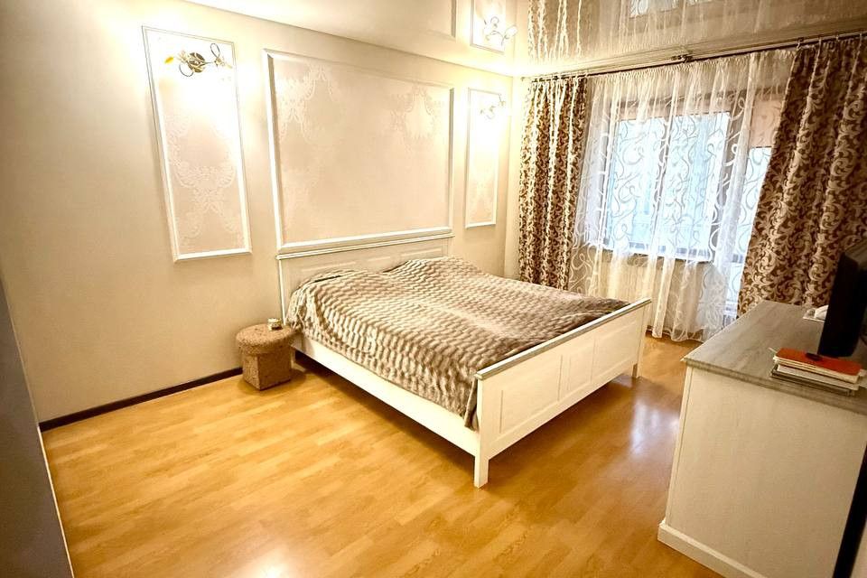 Продаётся 4-комнатная квартира, 84 м²
