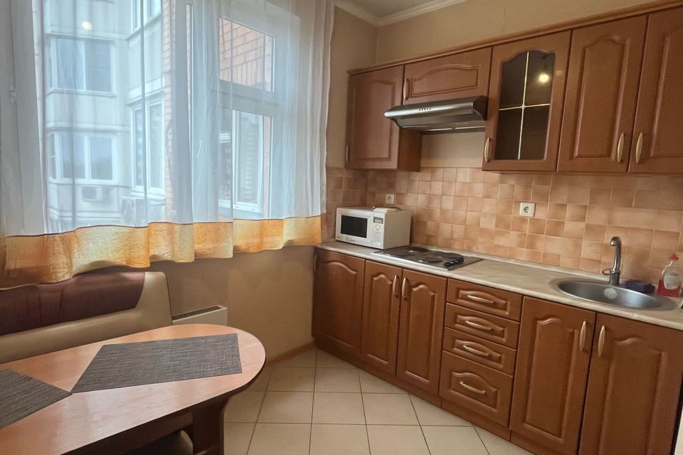 Продаётся 1-комнатная квартира, 38 м²