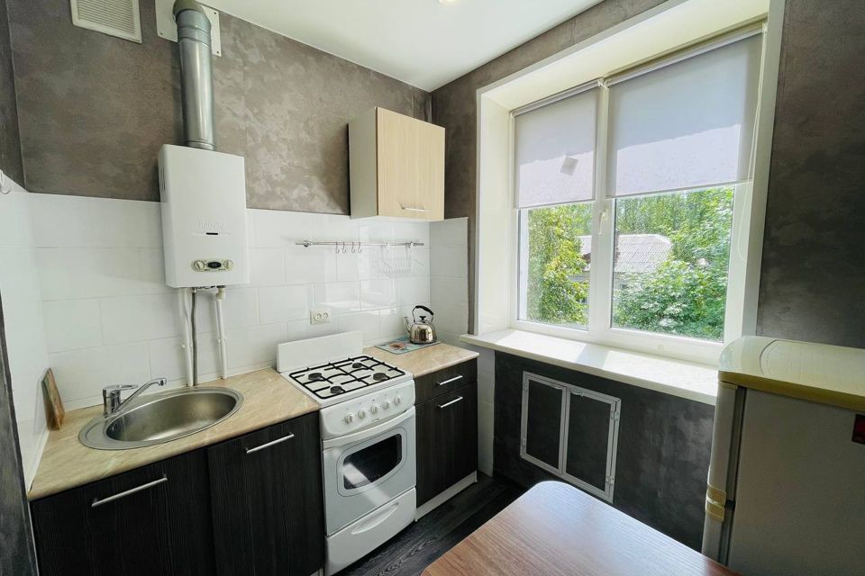 Продаётся 2-комнатная квартира, 42.8 м²