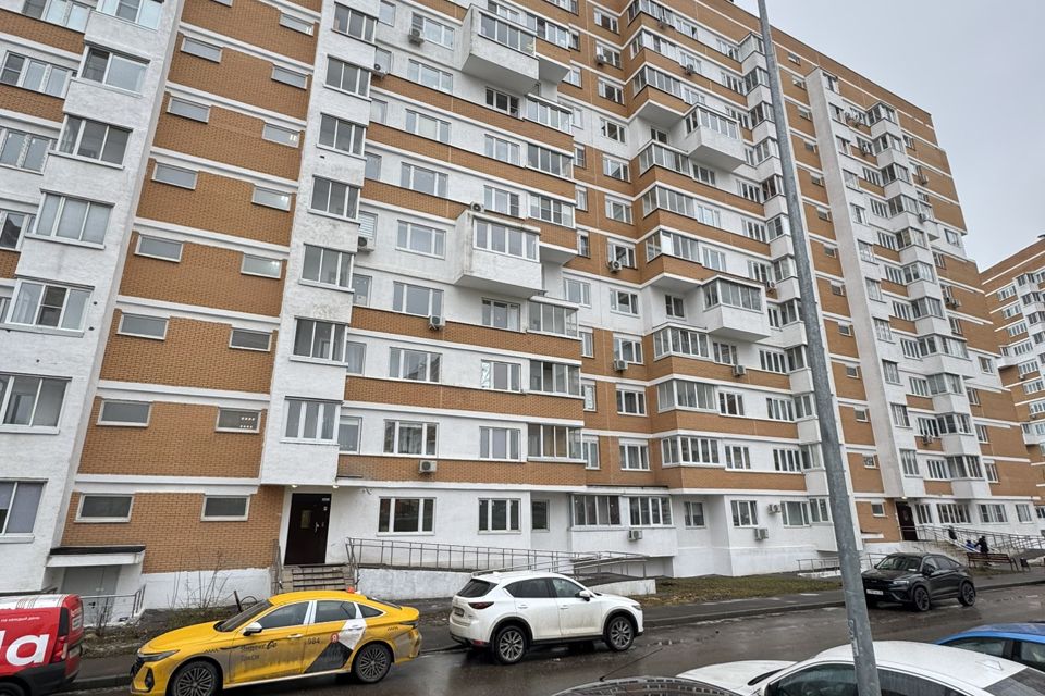 Продаётся 1-комнатная квартира, 37 м²