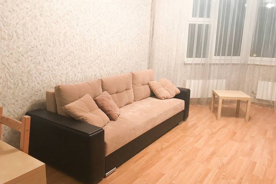 Продаётся 1-комнатная квартира, 41.8 м²