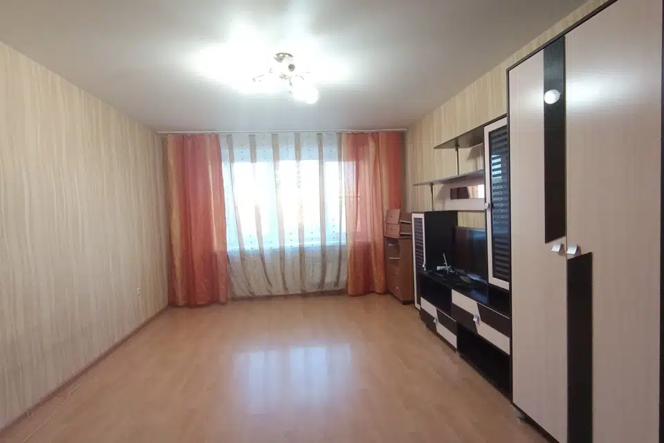 Продаётся 2-комнатная квартира, 58.2 м²
