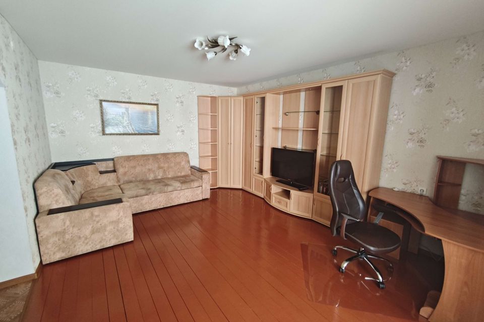 Сдаётся 2-комнатная квартира, 68.5 м²