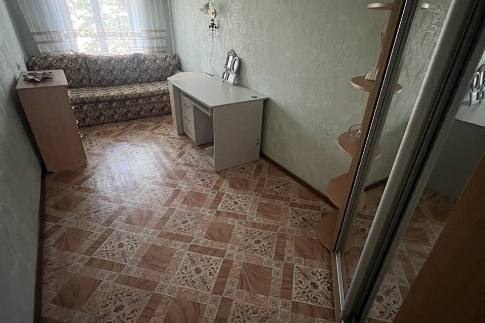 Продаётся 3-комнатная квартира, 56 м²