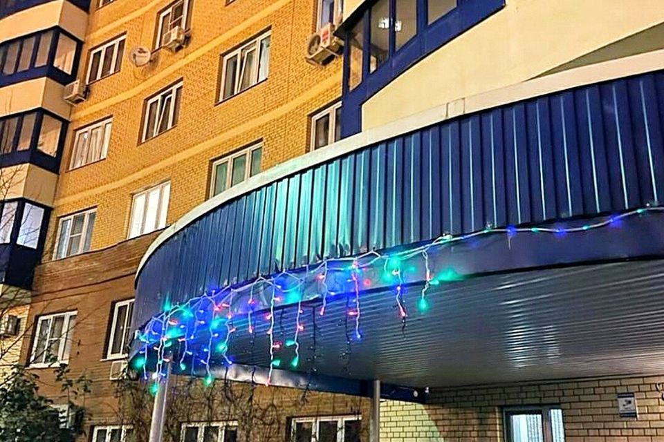 Продаётся 4-комнатная квартира, 101 м²