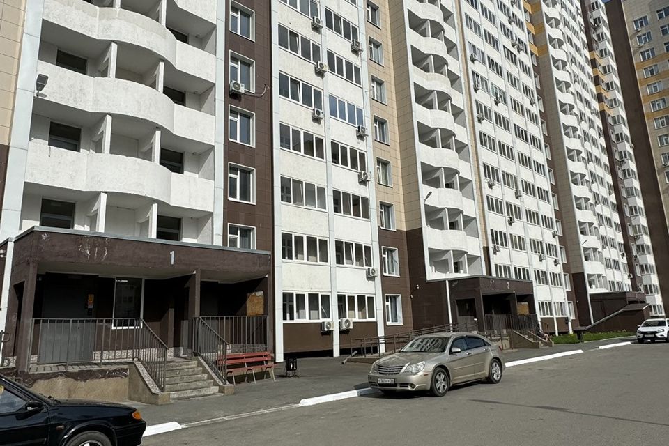 Продаётся 2-комнатная квартира, 40.9 м²